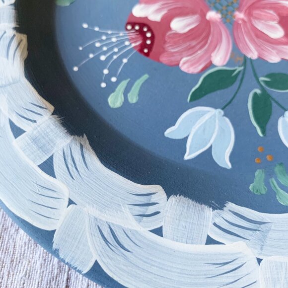 Décor | Hand Painted Decorative Plate, Basketweave Peonies, Folk Art, 8" Ceramic - Picture 4 of 8